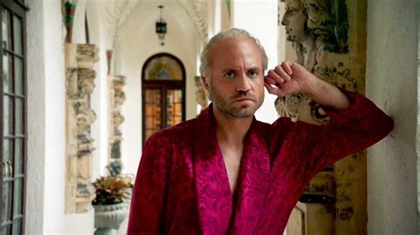 gianni versace mirte|The Assassination of Gianni Versace: The True Story .